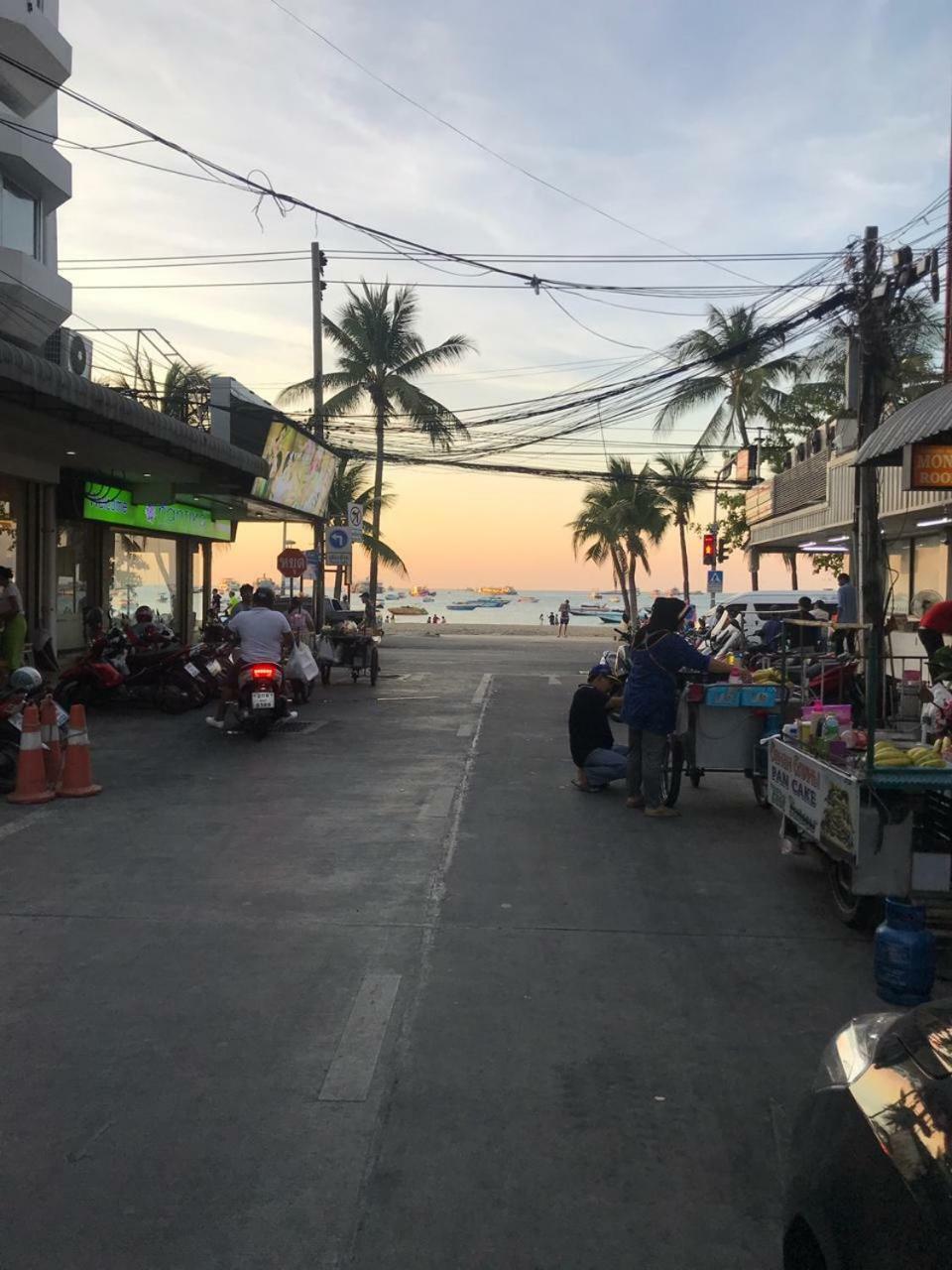 Encore Sea View Pattaya Zewnętrze zdjęcie
