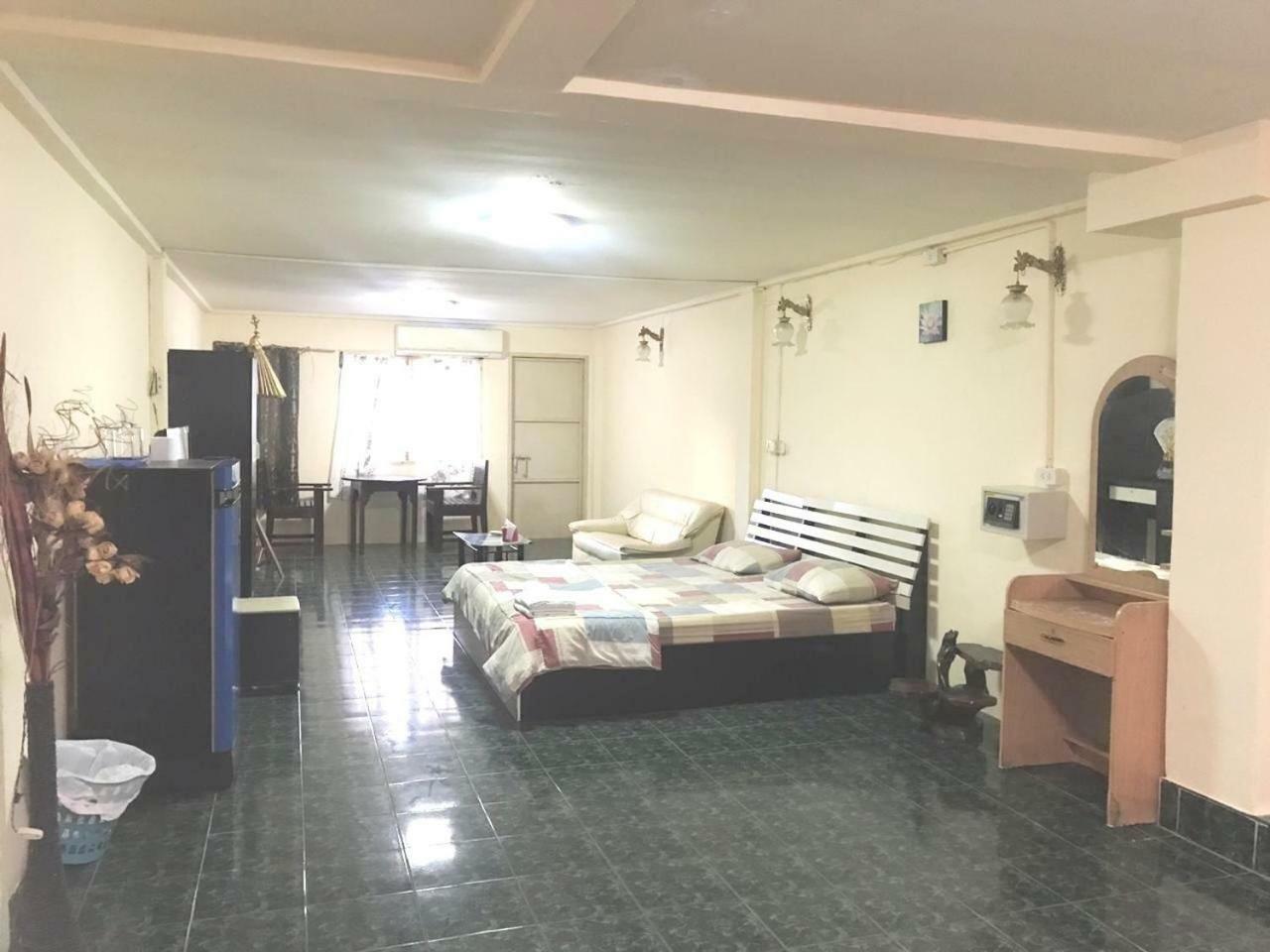 Encore Sea View Pattaya Zewnętrze zdjęcie