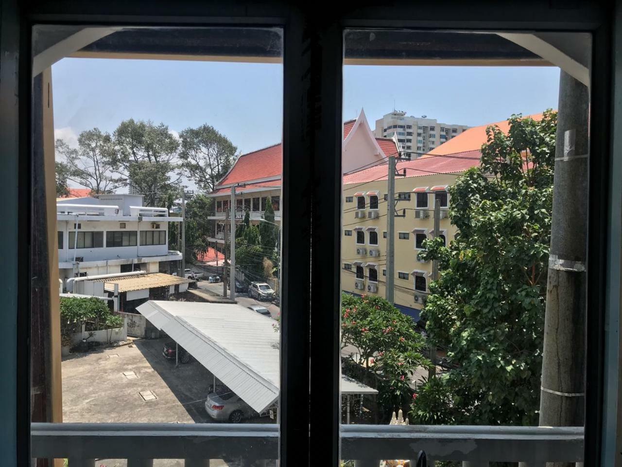 Encore Sea View Pattaya Zewnętrze zdjęcie